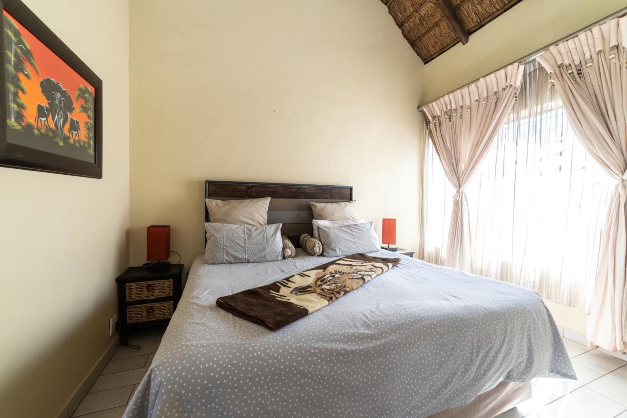 Thatch Haven Guesthouse Centurion Eksteriør bilde