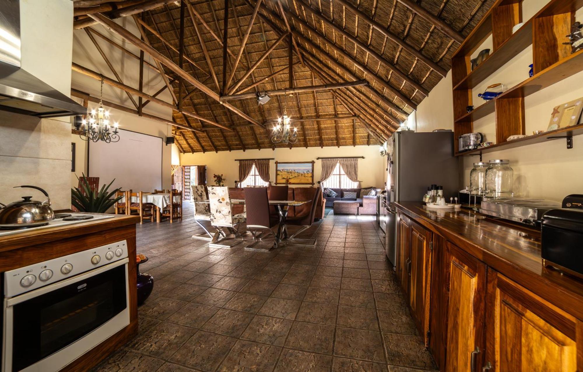Thatch Haven Guesthouse Centurion Eksteriør bilde
