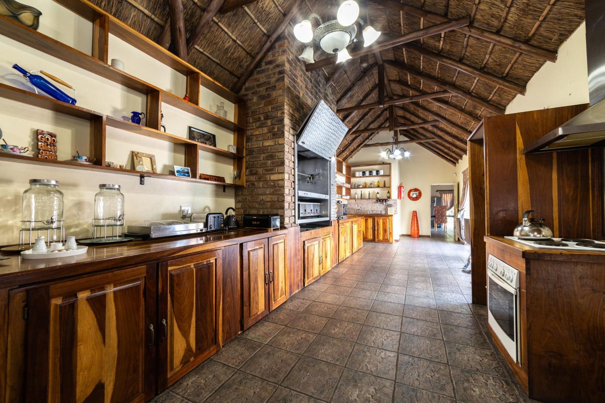 Thatch Haven Guesthouse Centurion Eksteriør bilde