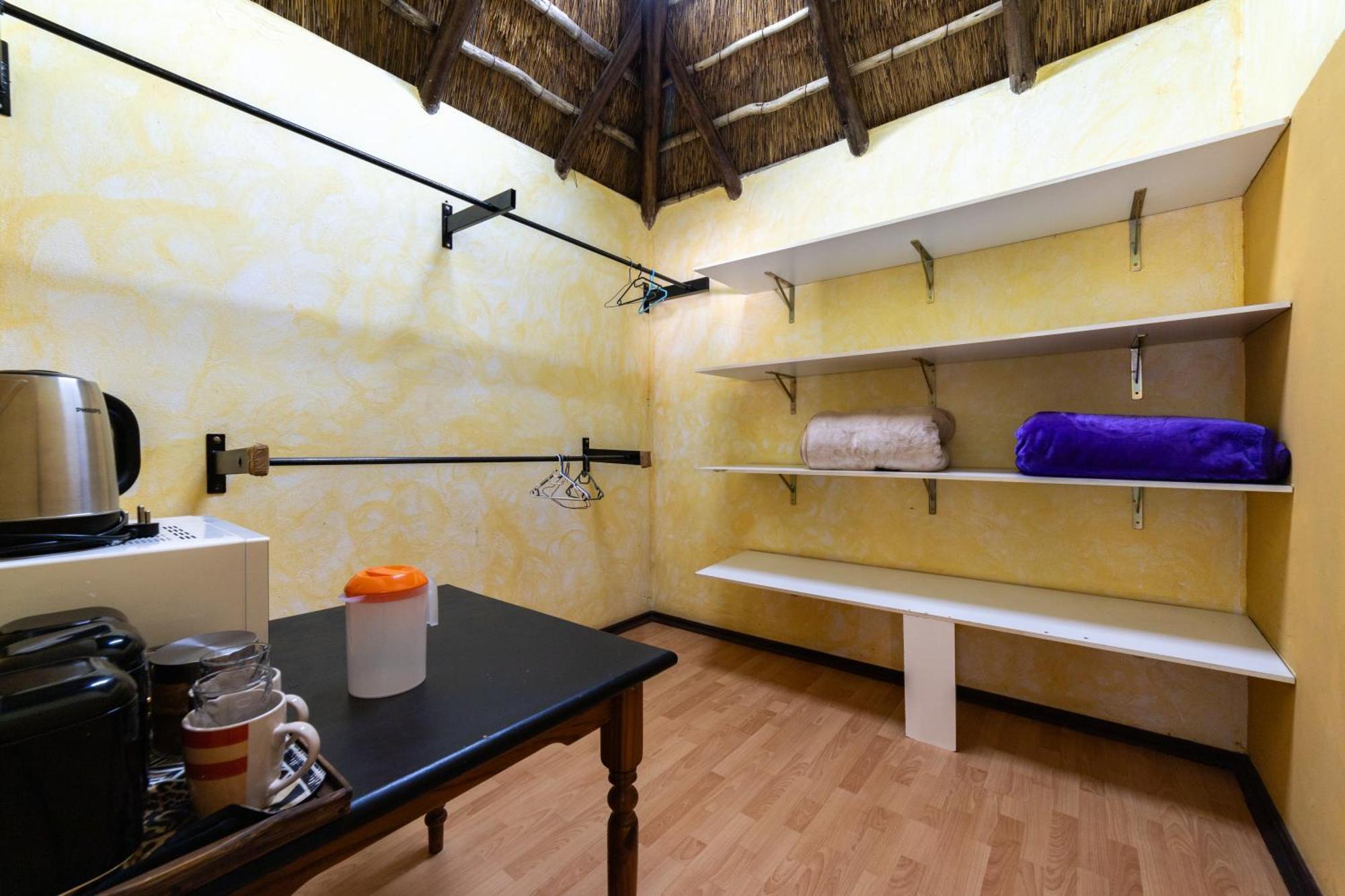 Thatch Haven Guesthouse Centurion Eksteriør bilde